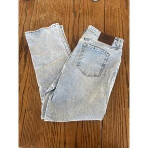 FRYE  Wash  Capri Jeans  Womens Size 10/30   BQ